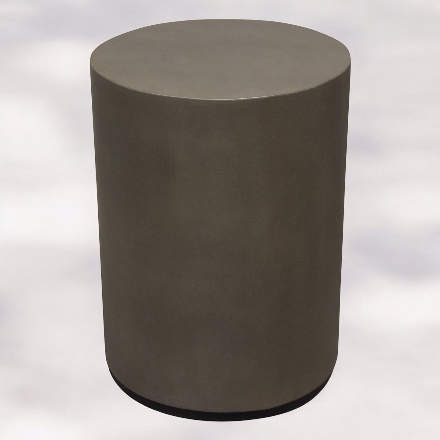Montage Round End Table